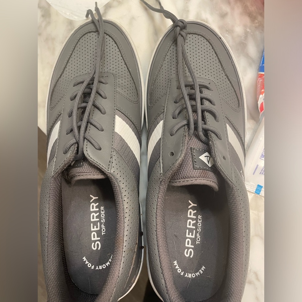 Sperry’s Only Worn Once Like New Size 11 - image 1